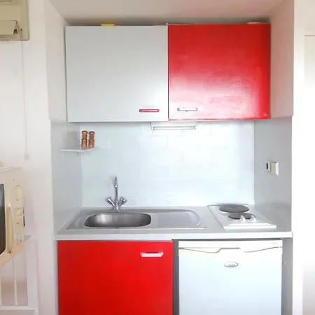 Apartment Port *